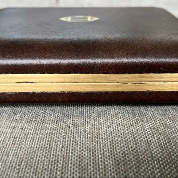 VTG Bulova Accutron Quartz Empty Watch Box Brown 5.6"x4.5"x1.2" - Picture 6 of 11